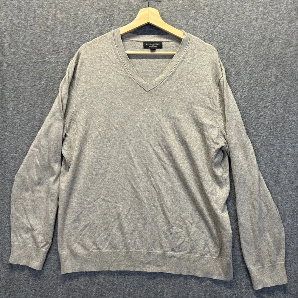 Banana Republic Men XL Gray Silk Cashmere Blend V-Neck Premium Luxe Yarn Sweater